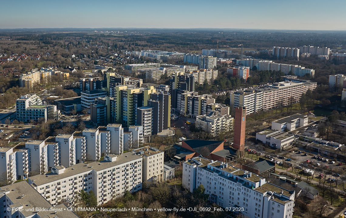 07.02.2023 - Luftbilder vom Marx-Zenrtum und Umgebung in Neuperlach